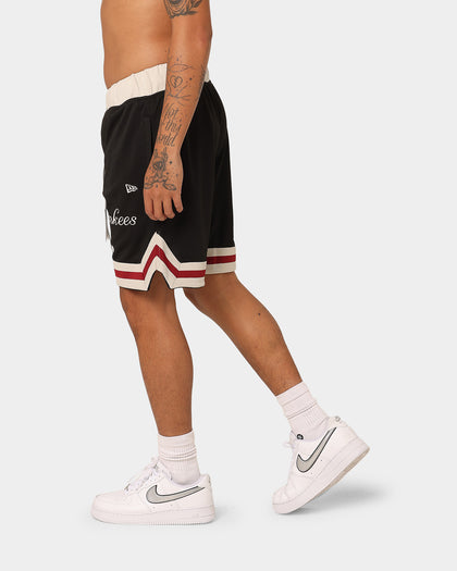 New Era New York Yankees Mesh Shorts Black/Cardinal