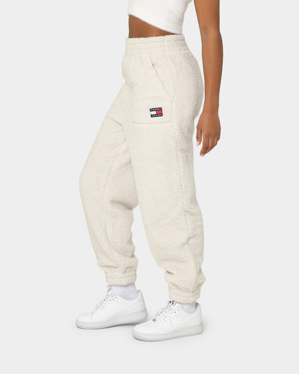 Tommy Jeans Women's TJW Plush Badge Sweat Pants Stony Beige