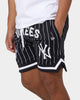 New Era New York Yankees Pinstripe Script Shorts Pinstripe