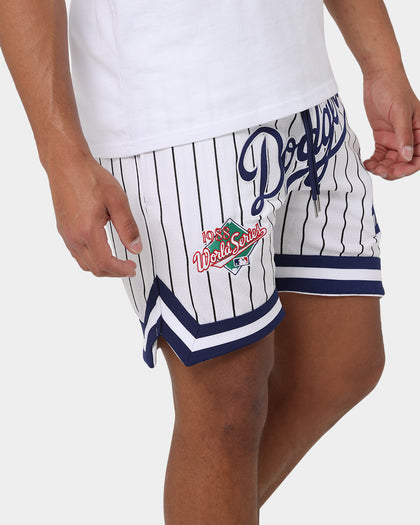 New Era Los Angeles Dodgers Pinstripe Script Shorts White Pinstripe