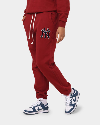 Majestic Athletic Women's New York Yankees Heritage Trackpants Dark Blood