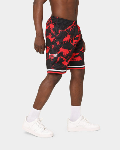 Mitchell & Ness Chicago Bulls Marble Swingman Shorts Red
