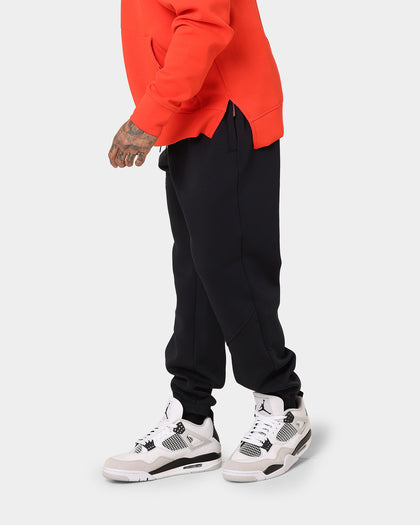 Under Armour Summit Knit Jogger Black/Radio Red