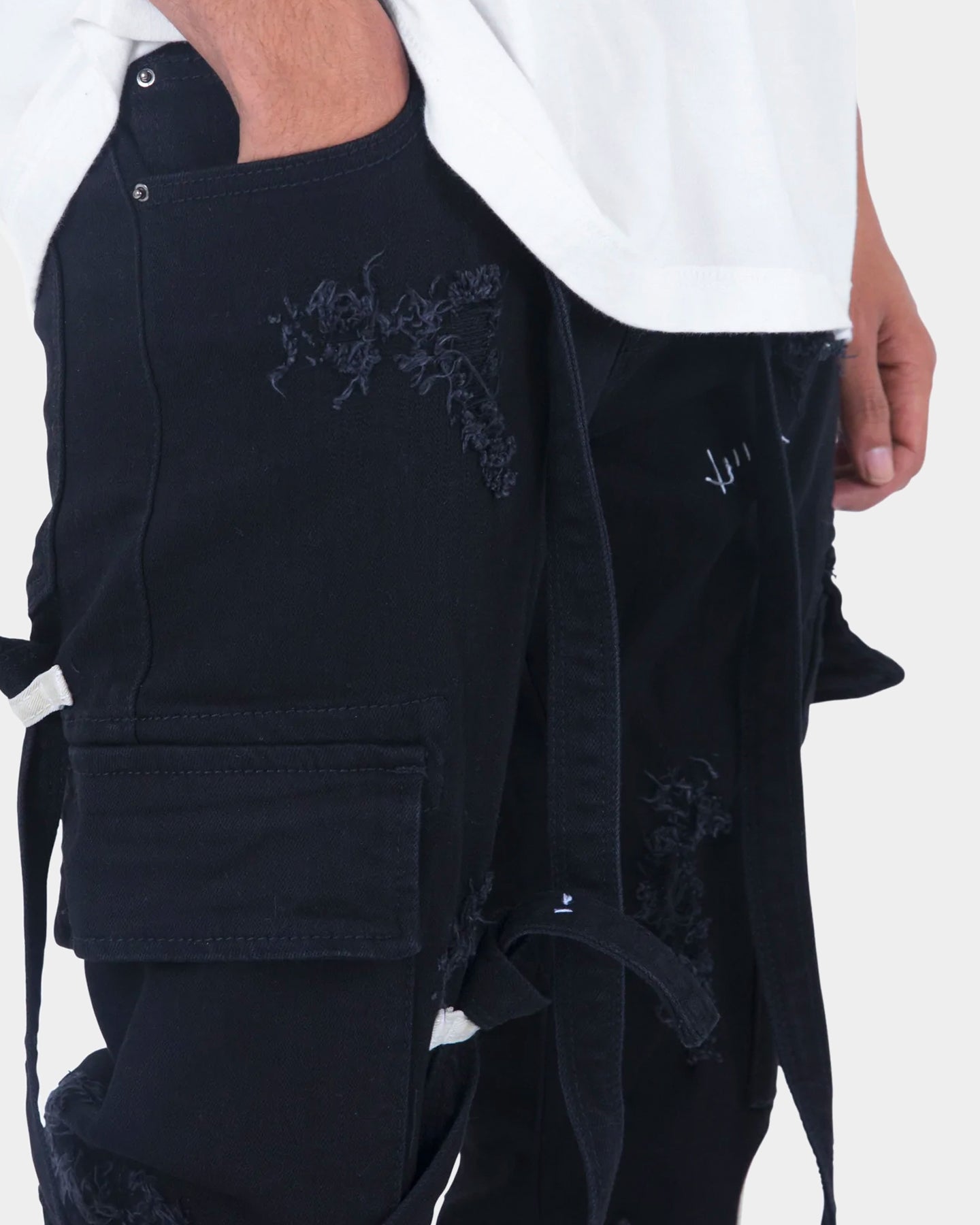 MNML D239 Explorer Denim Jeans Black | Culture Kings US