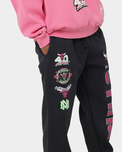 Mitchell & Ness Chicago Bulls Neon Champs Sweat Pants Faded Black