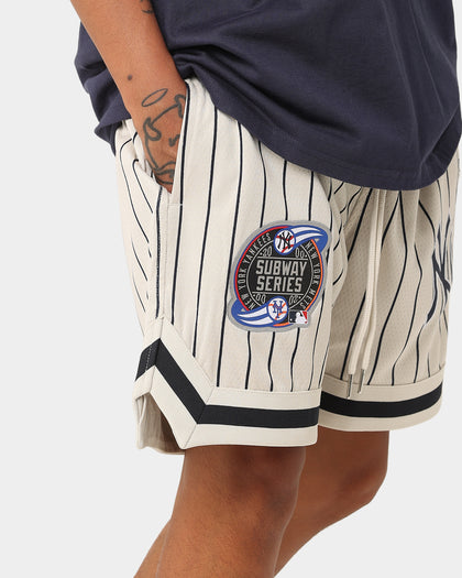 New Era New York Yankees Mesh Short Light Beige