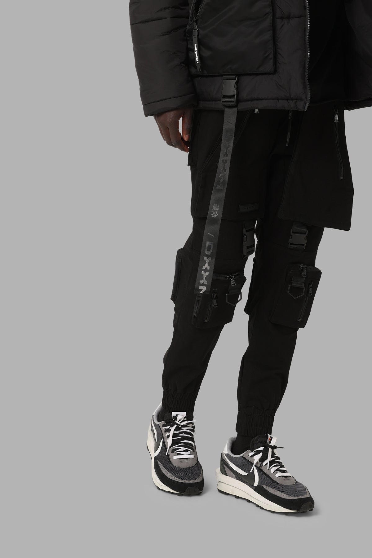 DXXMLife L-6 A Tactical Jxgger Black | Culture Kings US