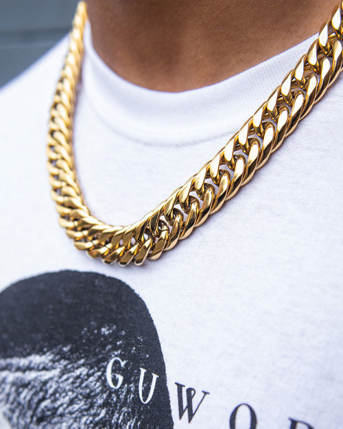 Saint Morta 24" Cuban Link Chain Gold