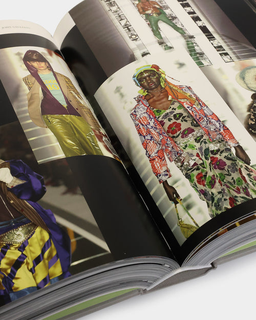 Brumby Sunstate Dior Catwalk Book Multi-coloured