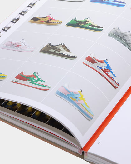 KAWS KAWS What Party Black On Pink Edition Book Black/Pink