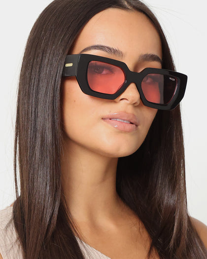 NUQE Idra Sunglasses Black/Rose