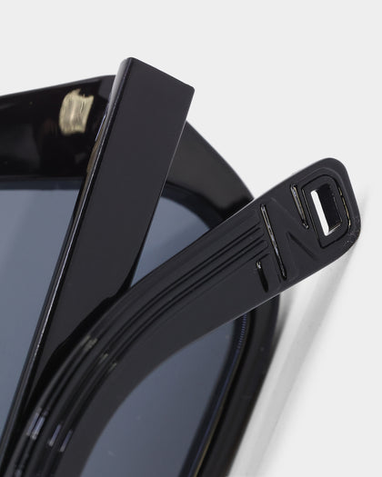 Indescratchables Flow 03 Sunglasses Black
