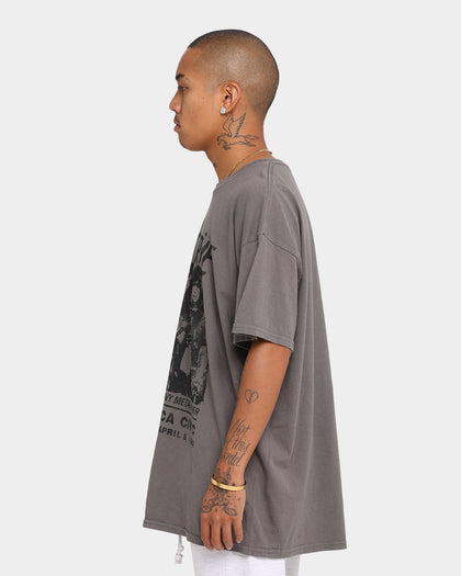 Motley Crue Men's Santa Monica Vintage T-Shirt Charcoal Wash