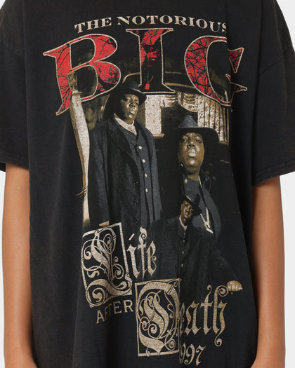Notorious B.I.G Biggie Cover Shots Vintage T-Shirt Black