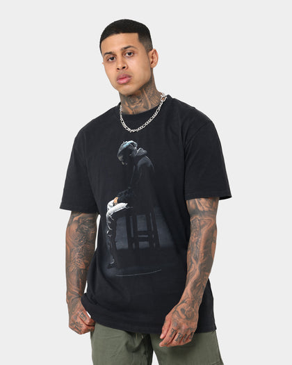 XXXTentacion Sitting Chair Vintage T-Shirt Washed Black