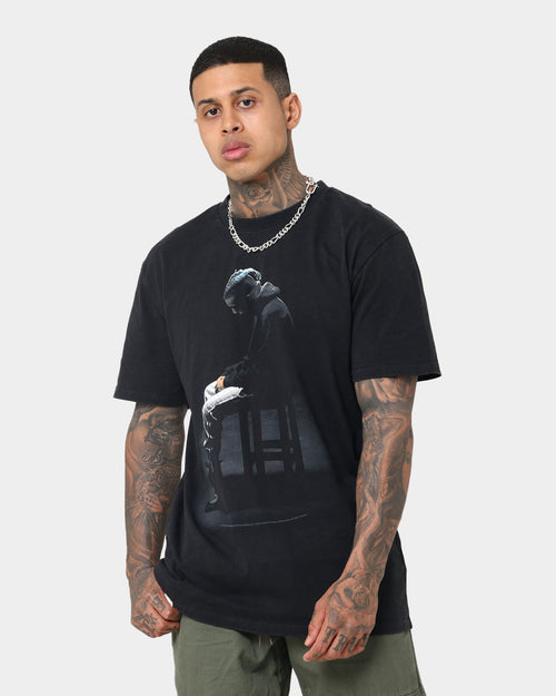 XXXTentacion Sitting Chair Vintage T-Shirt Washed Black