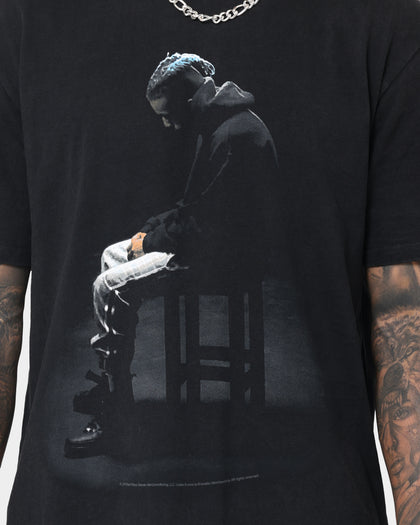 XXXTentacion Sitting Chair Vintage T-Shirt Washed Black