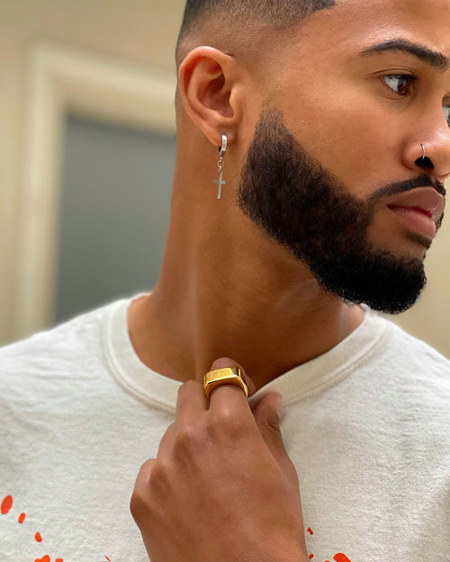 Saint Morta Signet Ring Gold