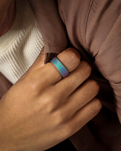 Guess Mainline 8MM X 21MM 4G Pattern Ring Iridescent