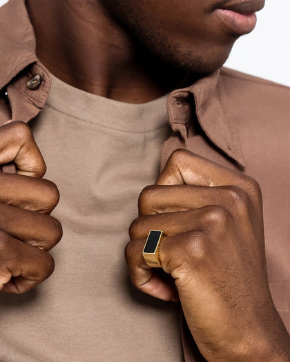 Saint Morta Block Signet Ring Gold/Black