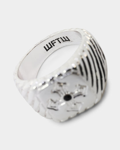 Wild for the Weekend Scripted Crystal Ring Pack Silver