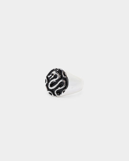 Wild for the Weekend Serpentine Dragon Signet Ring Silver