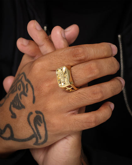 Saint Morta The 4 Point Ring Gold