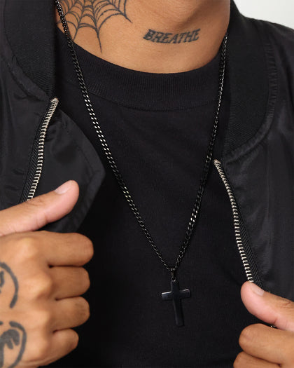 NXS Solid Cross Chain Black