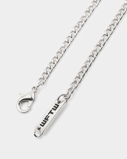 Wild For The Weekend All Hands Necklace Silver