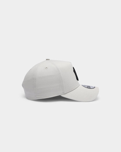 New Era New York Yankees 9FORTY A-Frame Snapback Stone
