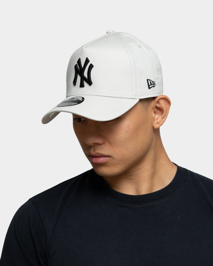 New Era New York Yankees 9FORTY A-Frame Snapback Stone