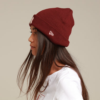 New Era Women's New York Yankees 6Dart Cuff Knit Maroon