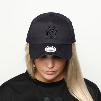 New Era Women's New York Yankees 9FORTY A-Frame Strapback Navy/Tartan