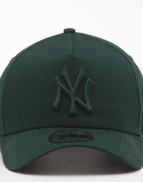 New Era New York Yankees 9FORTY A-Frame Snapback Dark Green/Stripe