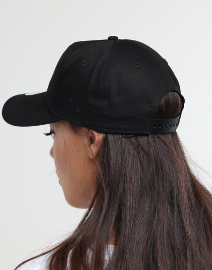 New Era Women's New York Yankees 9FORTY A-Frame Snapback Black/Navy Stripe