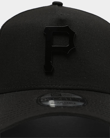 New Era Pittsburgh Pirates 9FORTY A-Frame Metal Badge Snapback Black/Black