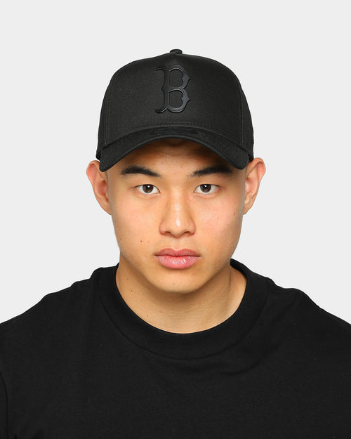 New Era Boston Red Sox 'Metal Badge' 9FORTY A-Frame Snapback Black/Black