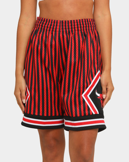 Mitchell & Ness Men's Chicago Bulls 1997 Striped SM Short Black/Red
