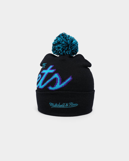 Mitchell & Ness Charlotte Hornets Script Burst Pom Beanie Black