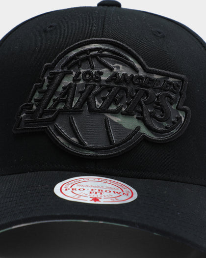 Mitchell & Ness Los Angeles Lakers Tiger Camo Pro Crown Snapback Black