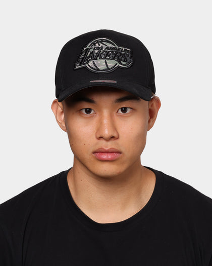 Mitchell & Ness Los Angeles Lakers Tiger Camo Pro Crown Snapback Black