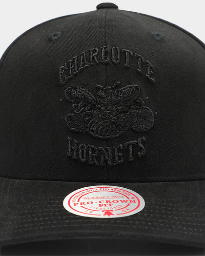 Mitchell & Ness Charlotte Hornets Push Pass Pro Crown Snapback Black