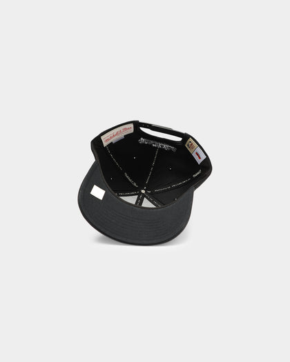 Mitchell & Ness San Antonio Spurs Push Pass Pro Crown Snapback Black