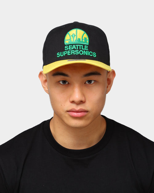 Mitchell & Ness Seattle Supersonics Chin It Pro Crown Snapback Black