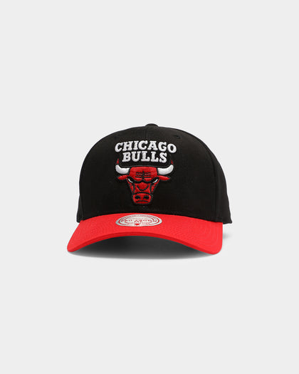Mitchell & Ness Chicago Bulls Chin It Pro Crown Snapback Black