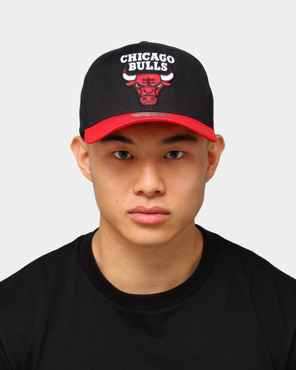 Mitchell & Ness Chicago Bulls Chin It Pro Crown Snapback Black