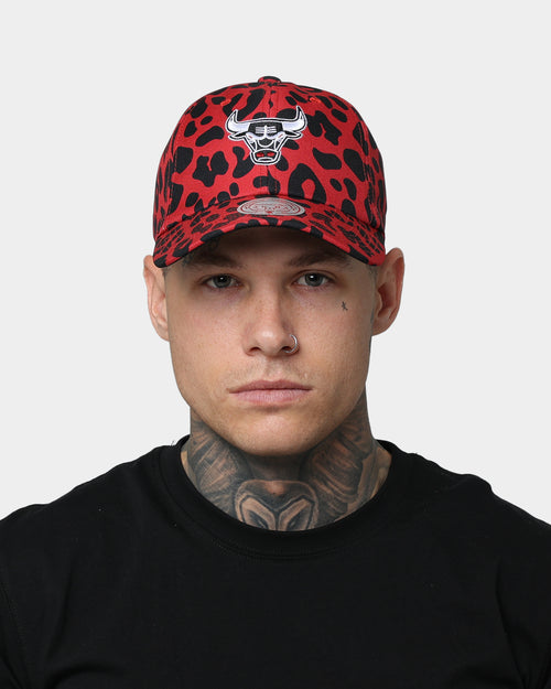 Mitchell & Ness Chicago Bulls HWC Wildstyle Dad Strapback Red