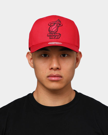 Mitchell & Ness Miami Heat Cotton Pro Crown Snapback Red