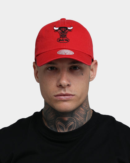 Mitchell & Ness Chicago Bulls Vintage Thread Dat Hat Strapback Red