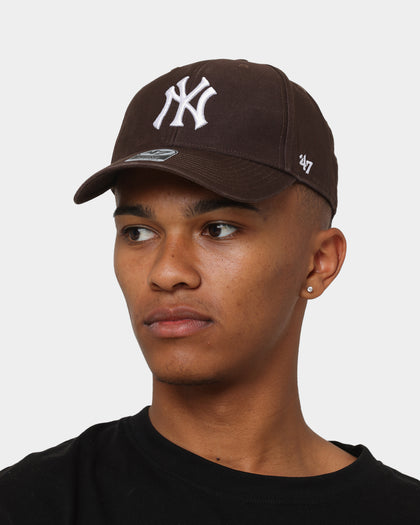 47 Brand New York Yankees Legend Strapback Brown